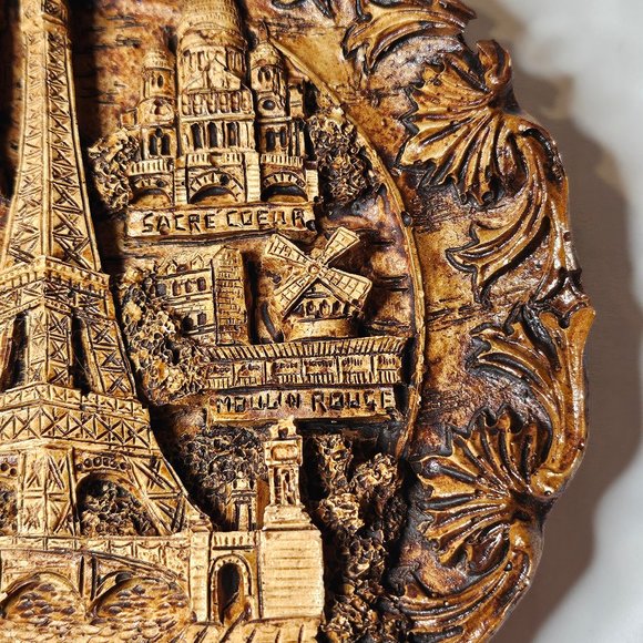 Rare Mid Century Round Chalkware Paris Souvenir Plate 6.25" Parisian Scene 3D - Picture 3 of 15